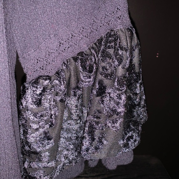 Navy blue top - Picture 3 of 3